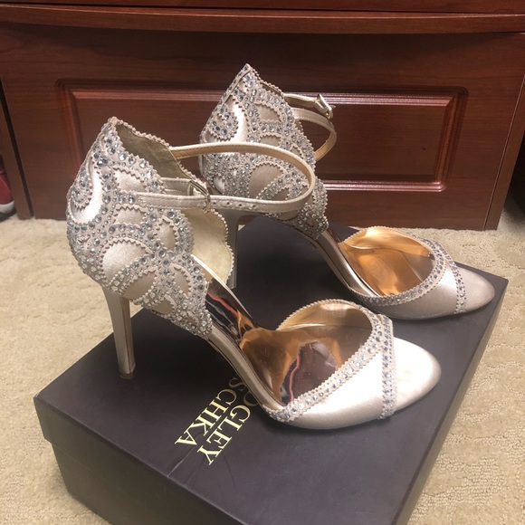 Badgley Mischka Collection - Roxy Sandal/Heel size 10 - Picture 6 of 16
